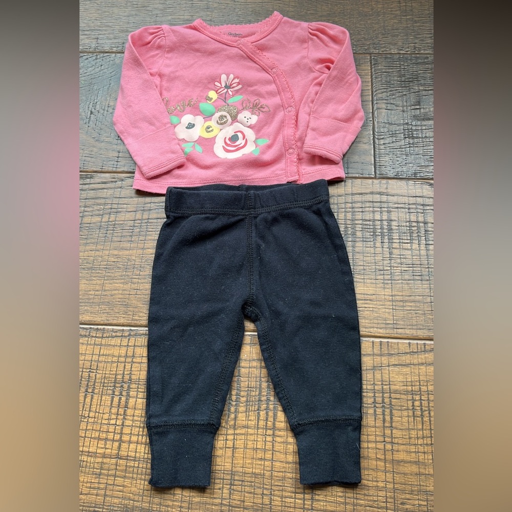 Gerber floral 2pc outfit girls size 0-3 months